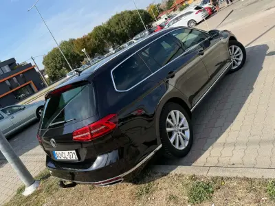 Volkswagen Passat Variant 2016 (miniatűr)