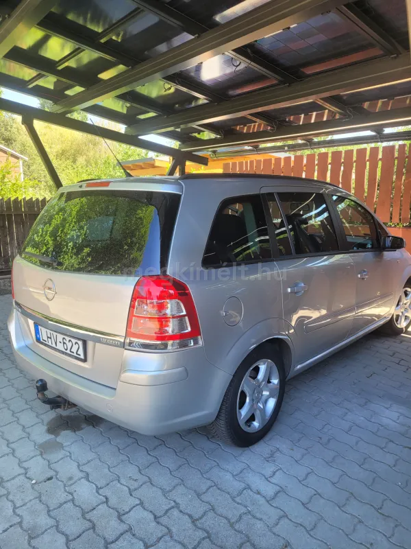 Opel Zafira 2008