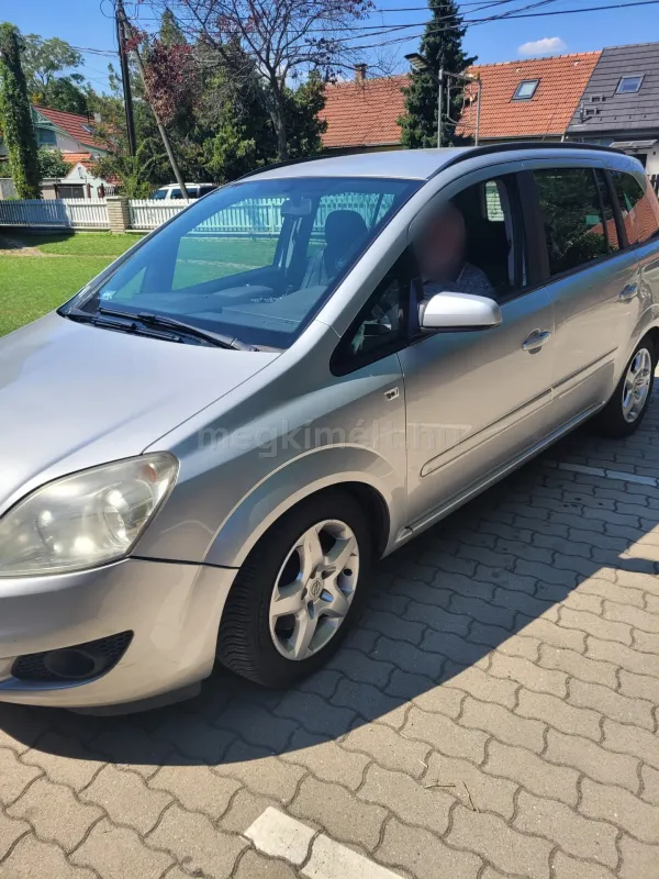 Opel Zafira 2008