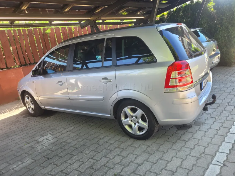 Opel Zafira 2008