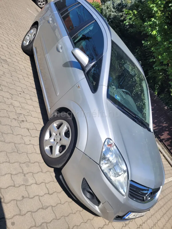Opel Zafira 2008