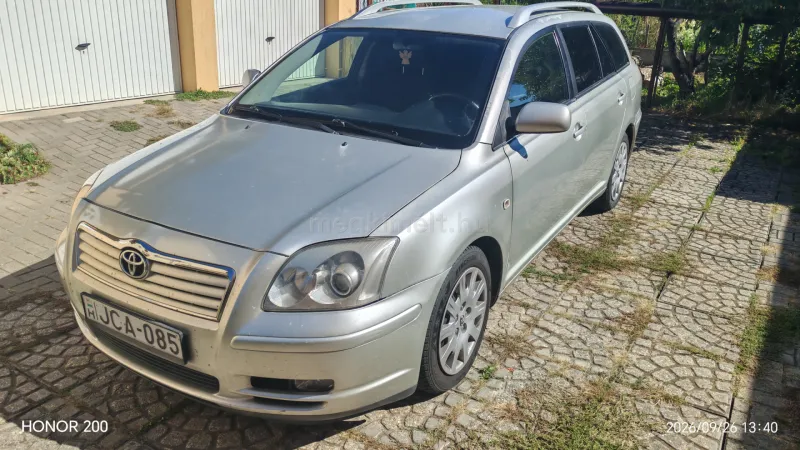 Toyota Avensis 2004