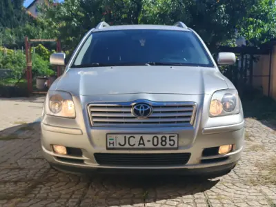 Toyota Avensis 2004