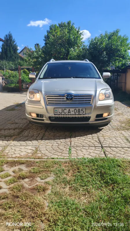 Toyota Avensis 2004