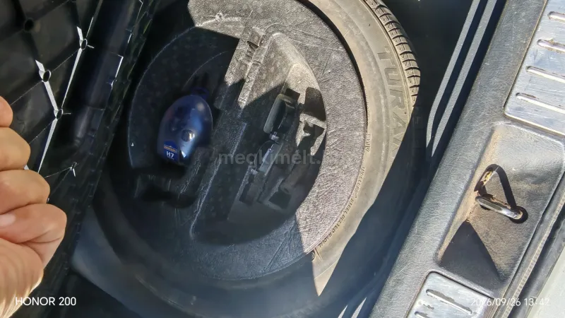 Toyota Avensis 2004