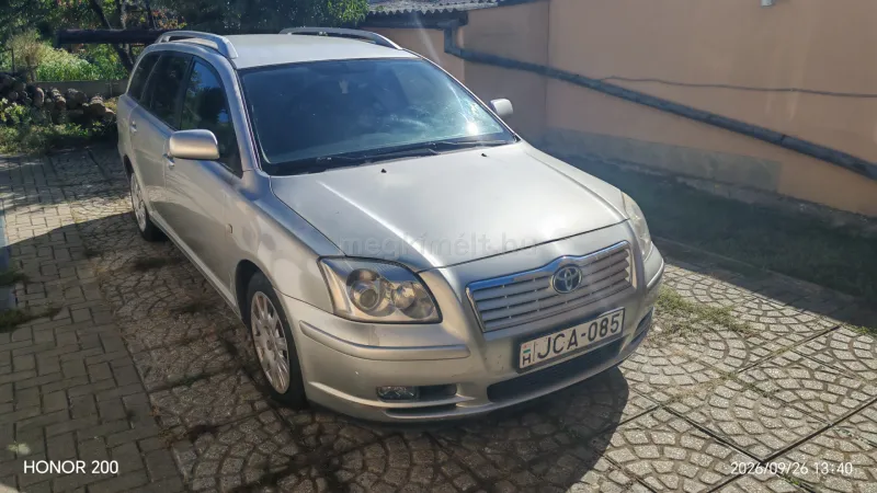 Toyota Avensis 2004