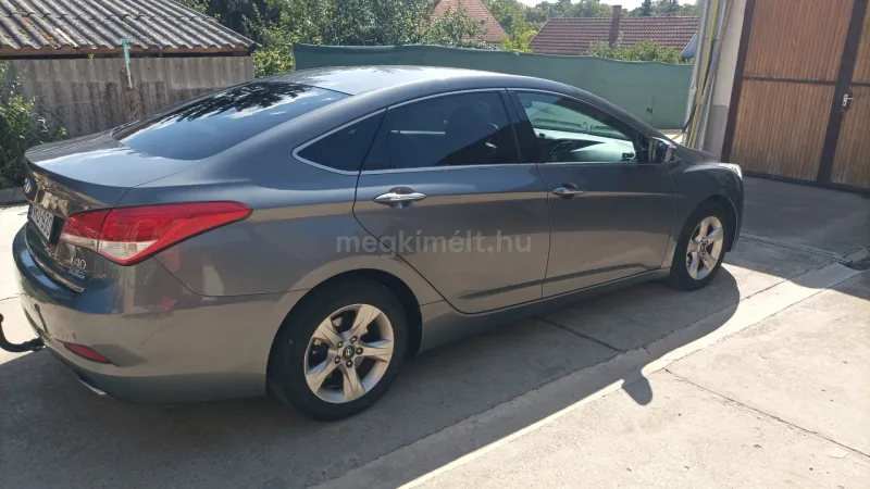 Hyundai i40 2012