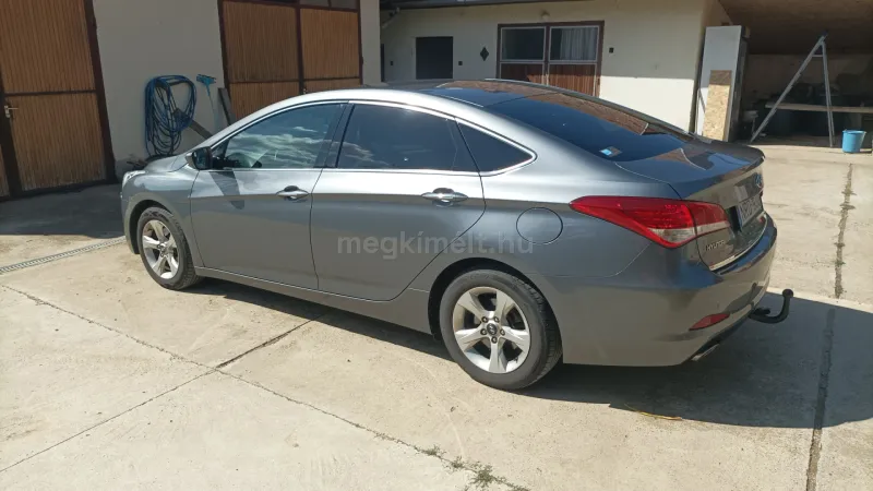 Hyundai i40 2012