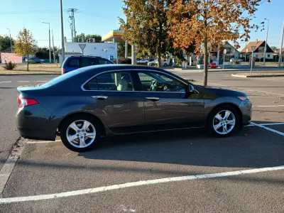 Honda Accord 2009 (miniatűr)