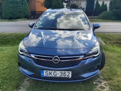 Opel Astra 2017 (miniatűr)