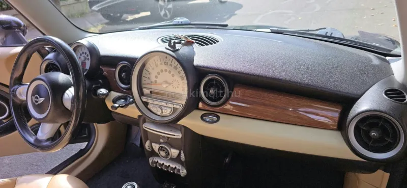 MINI ONE 2008