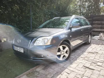 Toyota Avensis 2005 (miniatűr)