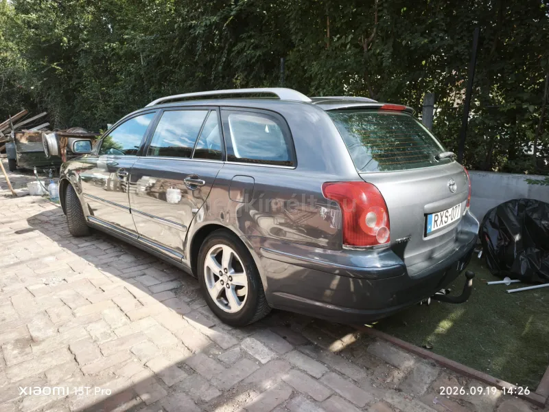 Toyota Avensis 2005