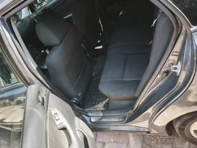 Toyota Avensis 2005 (miniatűr)