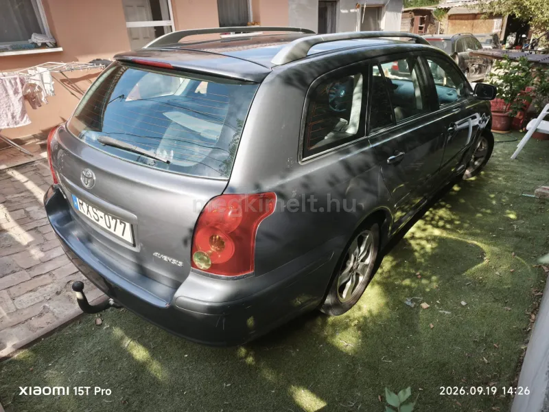 Toyota Avensis 2005