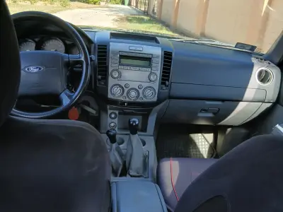 Ford Ranger Van 2008 (miniatűr)