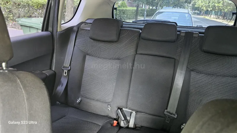 Peugeot 3008 2011
