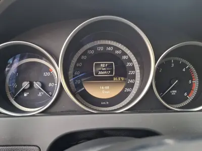 Mercedes-Benz C 200 2011 (miniatűr)