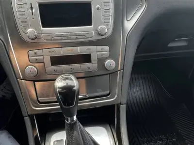 Ford Mondeo 2010 (miniatűr)