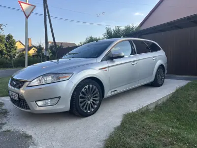 Ford Mondeo 2010 (miniatűr)