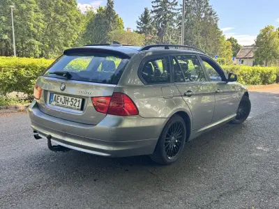 BMW 318 2009 (miniatűr)