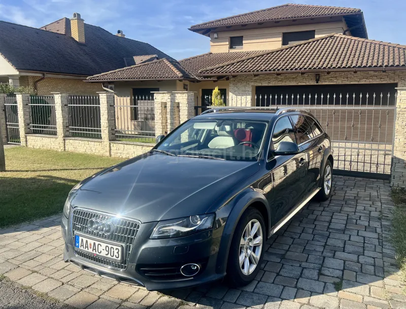 Audi A4 Allroad 2011