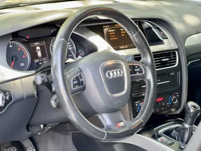 Audi A4 Allroad 2011 (miniatűr)