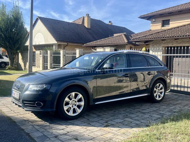 Audi A4 Allroad 2011
