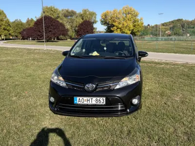 Toyota Verso 2013 (miniatűr)