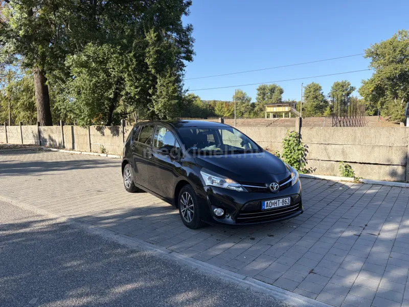 Toyota Verso 2013