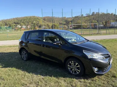 Toyota Verso 2013 (miniatűr)