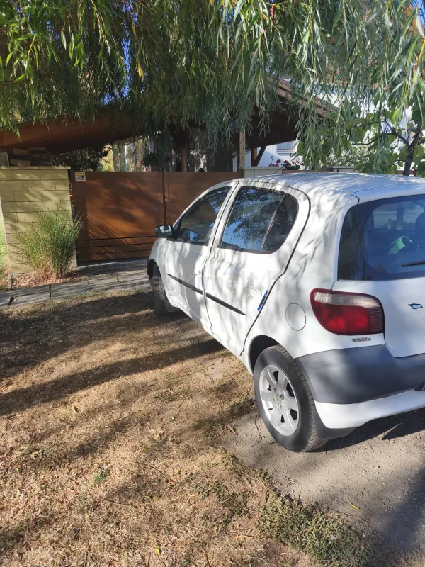 Toyota Yaris 2002