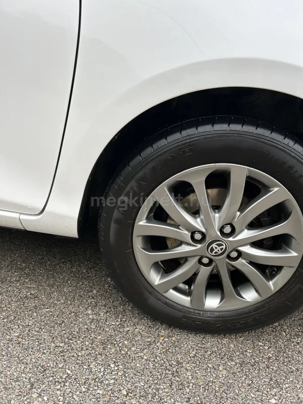Toyota Yaris 2017
