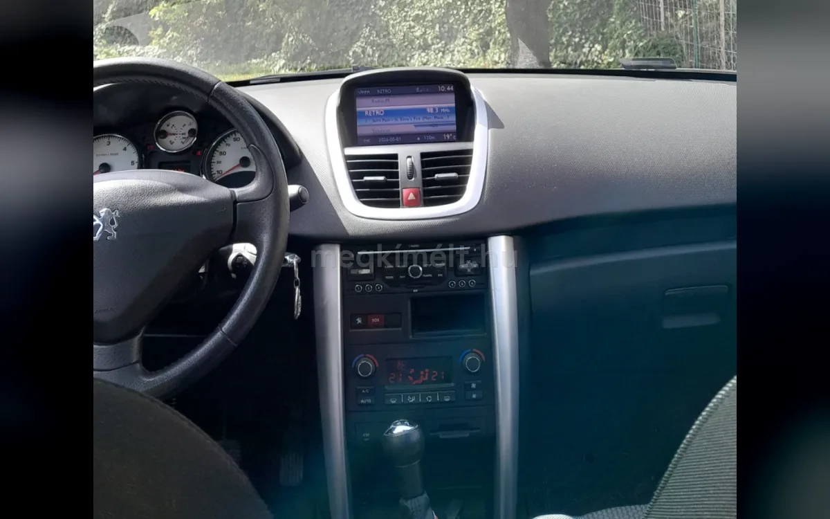 Peugeot 207 2013