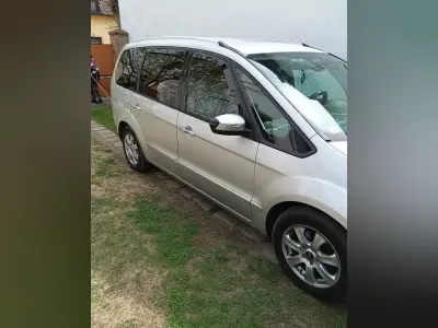 Ford Galaxy 2012 (miniatűr)