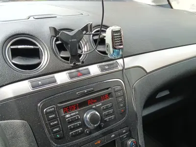 Ford Galaxy 2012 (miniatűr)