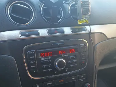 Ford Galaxy 2012 (miniatűr)