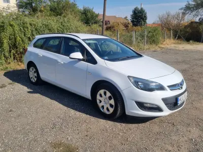 Opel Astra 2014 (miniatűr)
