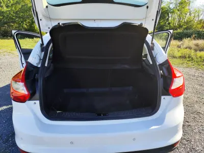 Ford Focus 2013 (miniatűr)