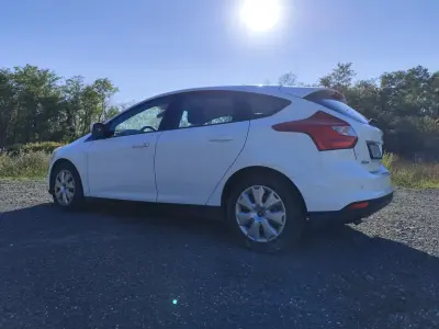 Ford Focus 2013 (miniatűr)