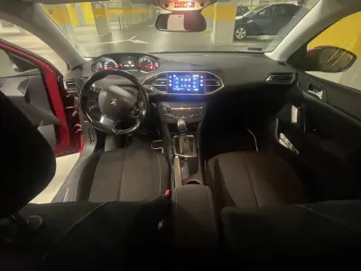 Peugeot 308 2019 (miniatűr)