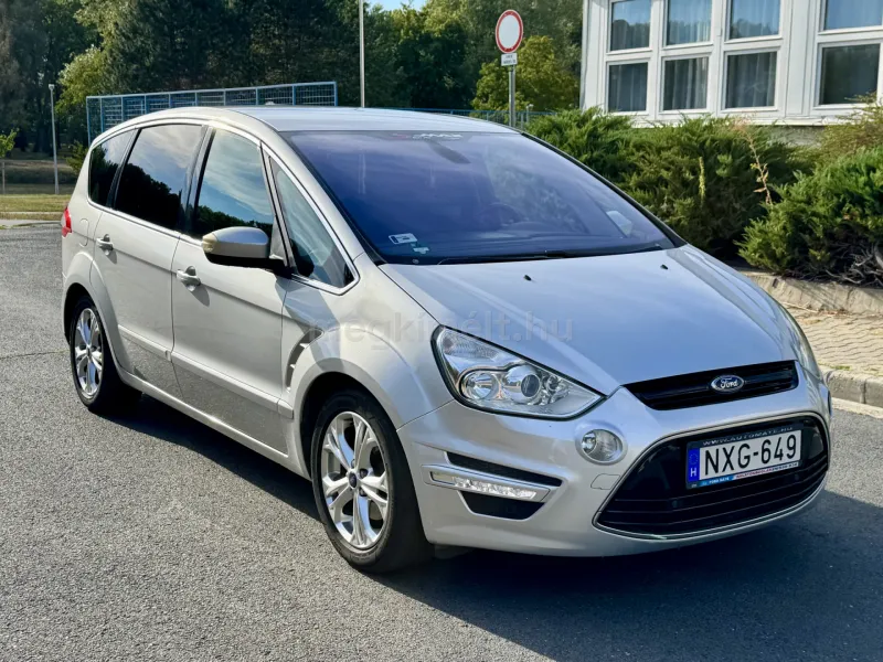 Ford S-Max 2012