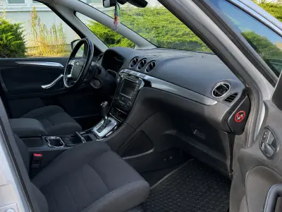 Ford S-Max 2012 (miniatűr)