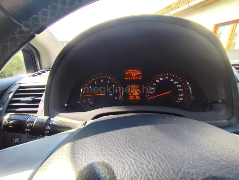 Toyota Avensis 2010
