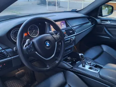 BMW X6 2010 (miniatűr)
