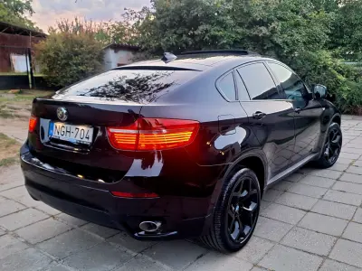 BMW X6 2010 (miniatűr)