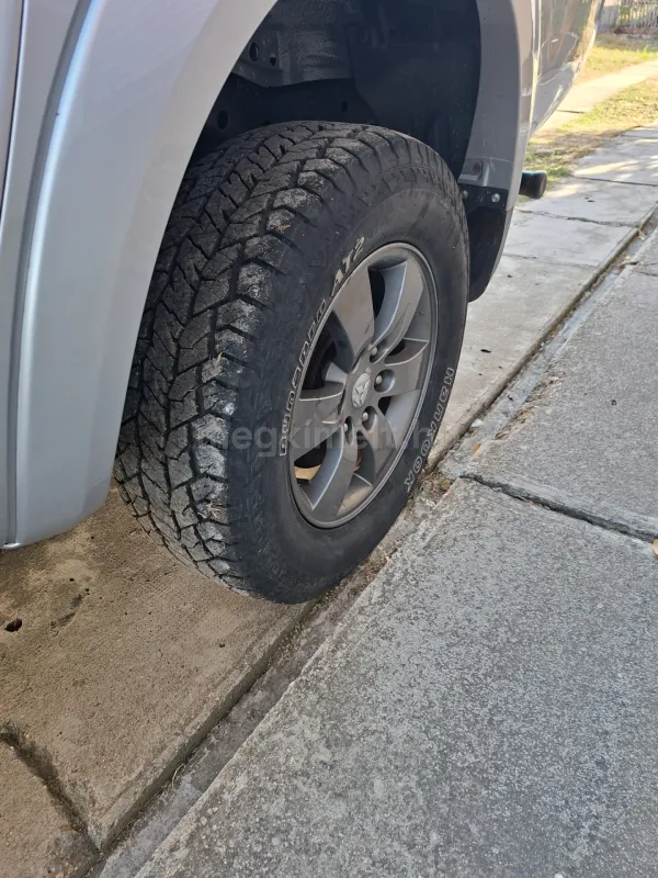 Mitsubishi L200 2008