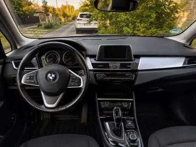 BMW 220 Active Tourer 2019 (miniatűr)