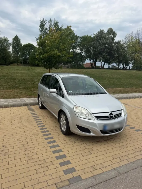 Opel Zafira 2009