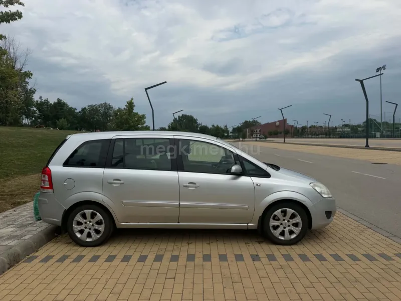 Opel Zafira 2009